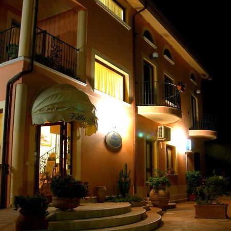 Villa Aurora Le Castella  Exterior foto